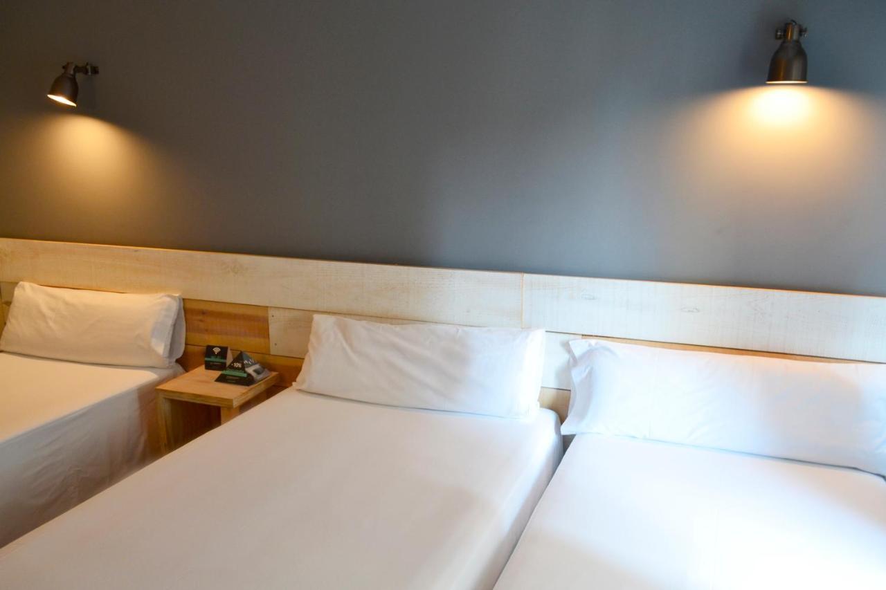 Hotel Alda Estacion فيجو المظهر الخارجي الصورة